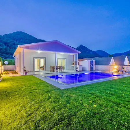 Villa Conservative 1 Km From The In Gocek